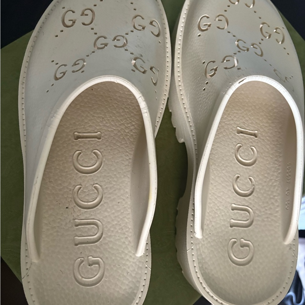 Gucci Beige and White Packaging - Picture 3 of 8